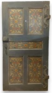 PTL429 - Porta lacada, com painéis pintados, época século XVII, medidas cm L 106 x A 204